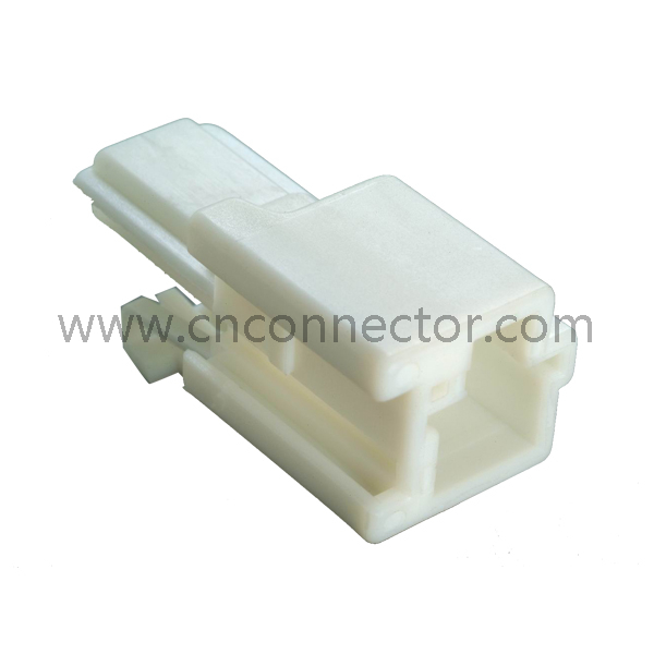 7122-7820 MG621388 male auto wire harness connectors - YUEQING JINHAI ...